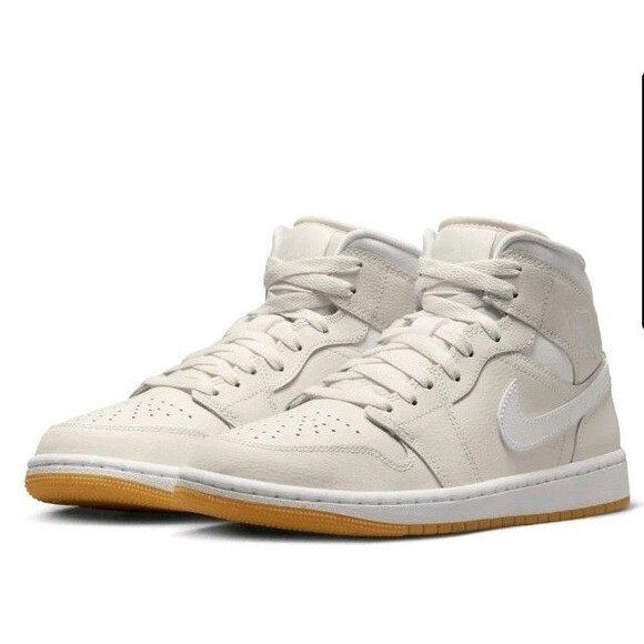 Nike Air Jordan 1 Women's Size 9 Mid Top Phantom White Light Brown Sneakers NWOB - Picture 1 of 9